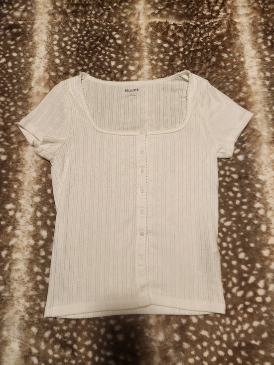 Hollister Tops - Hollister white button up short sleeve square neck top